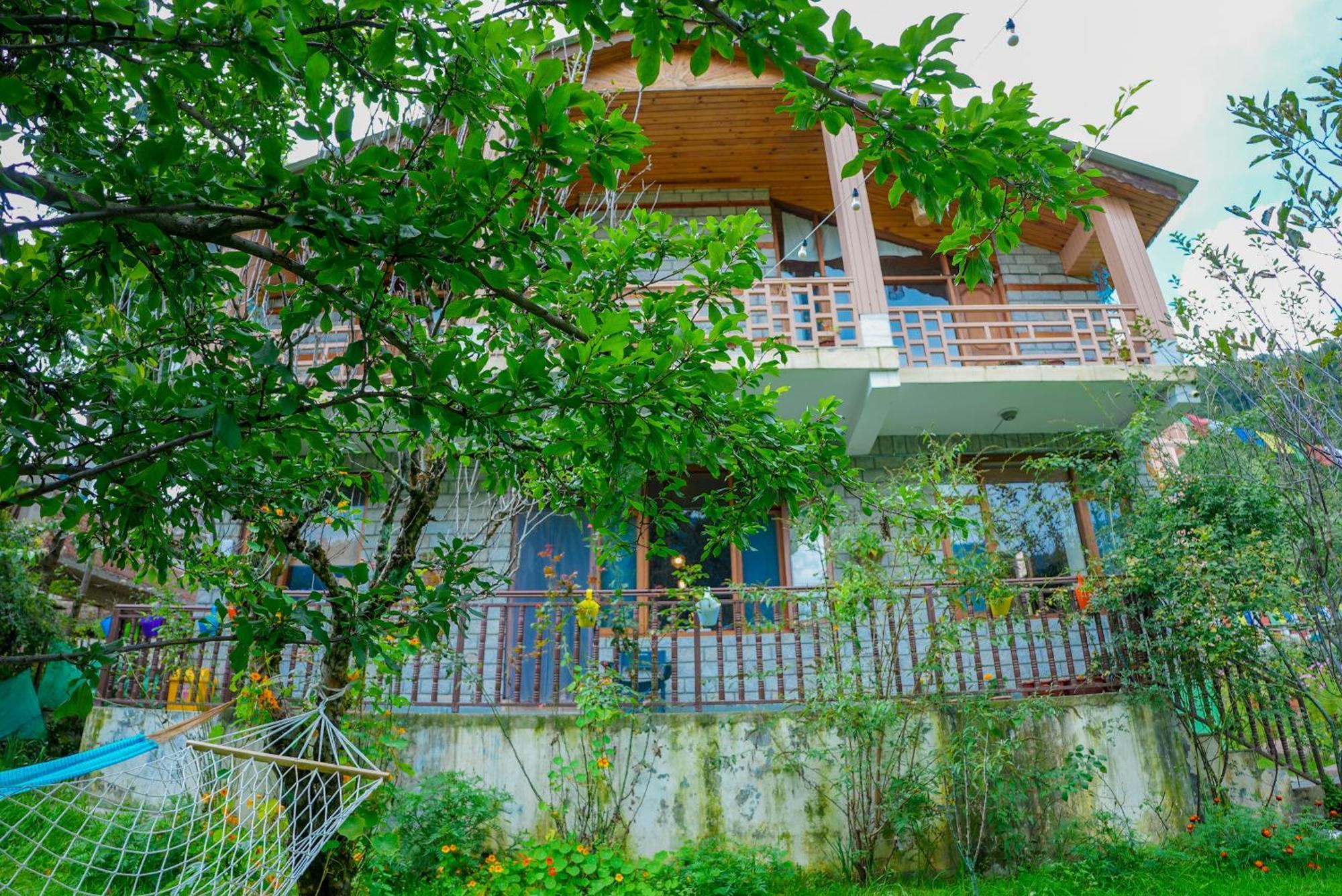The Manu Emerald # Farmhouse # Top Selling Cottage In Manali # Peaceful Heritage Cozy Stay # Lawn With Bonfire # Most Awarded エクステリア 写真