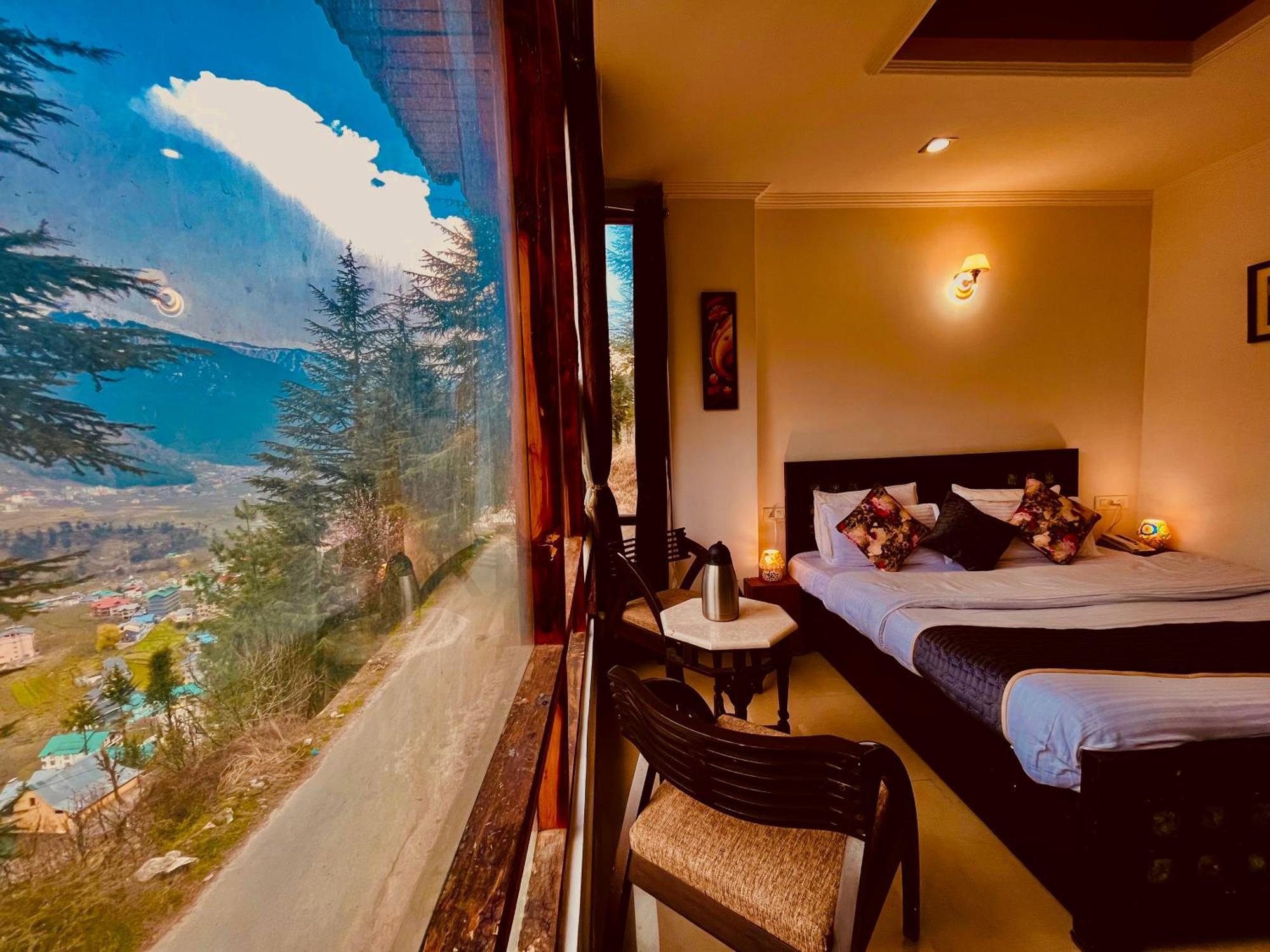 The Manu Emerald # Farmhouse # Top Selling Cottage In Manali # Peaceful Heritage Cozy Stay # Lawn With Bonfire # Most Awarded エクステリア 写真