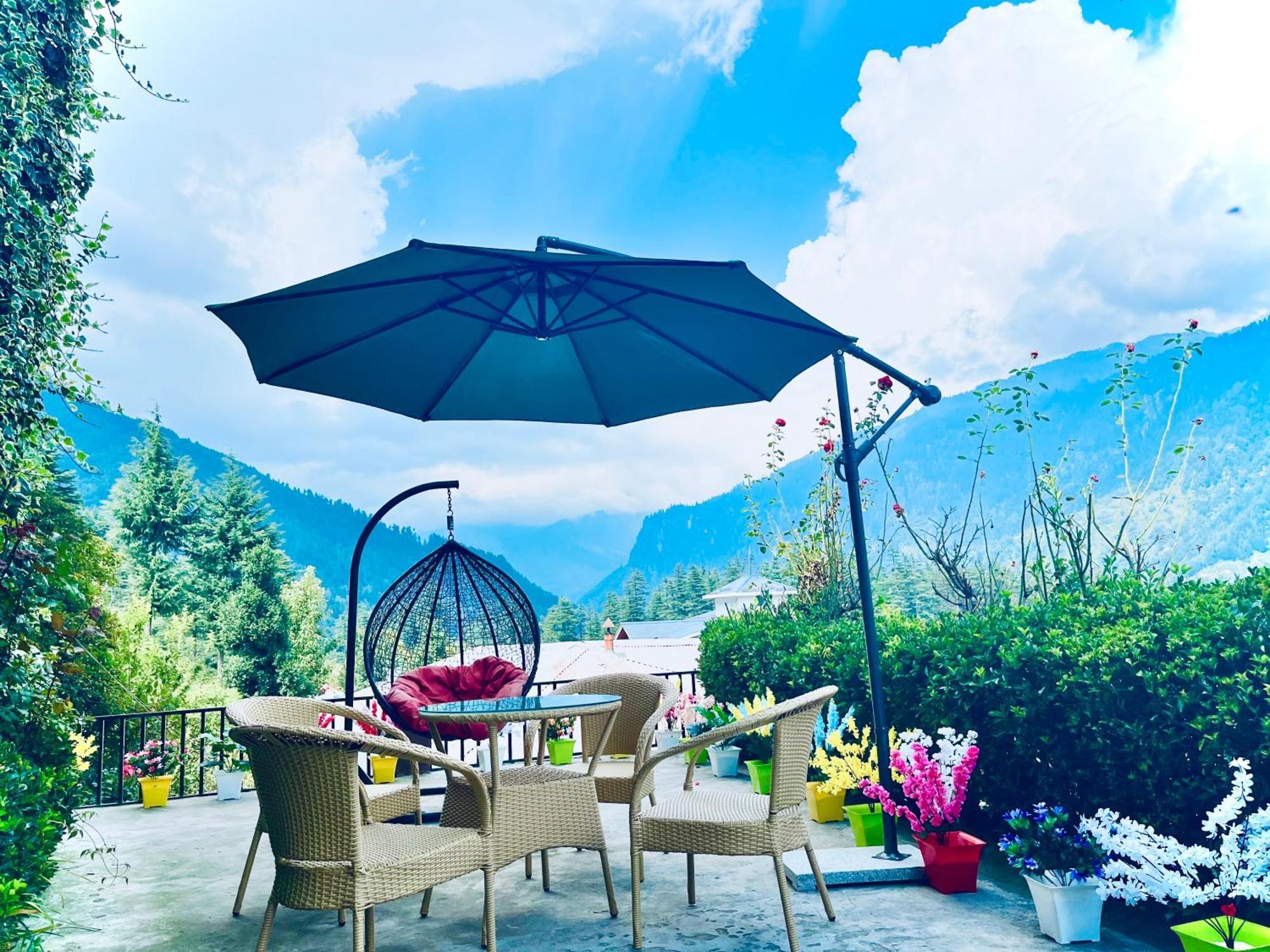 The Manu Emerald # Farmhouse # Top Selling Cottage In Manali # Peaceful Heritage Cozy Stay # Lawn With Bonfire # Most Awarded エクステリア 写真