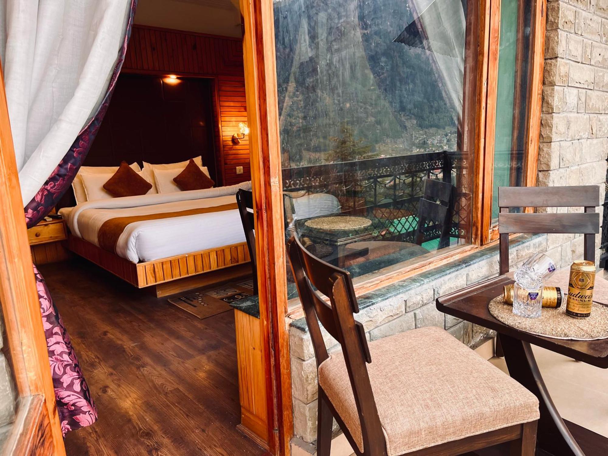 The Manu Emerald # Farmhouse # Top Selling Cottage In Manali # Peaceful Heritage Cozy Stay # Lawn With Bonfire # Most Awarded エクステリア 写真