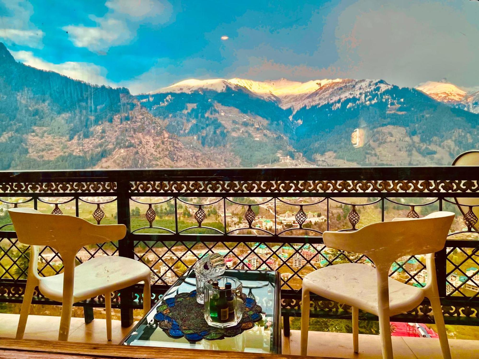 The Manu Emerald # Farmhouse # Top Selling Cottage In Manali # Peaceful Heritage Cozy Stay # Lawn With Bonfire # Most Awarded エクステリア 写真