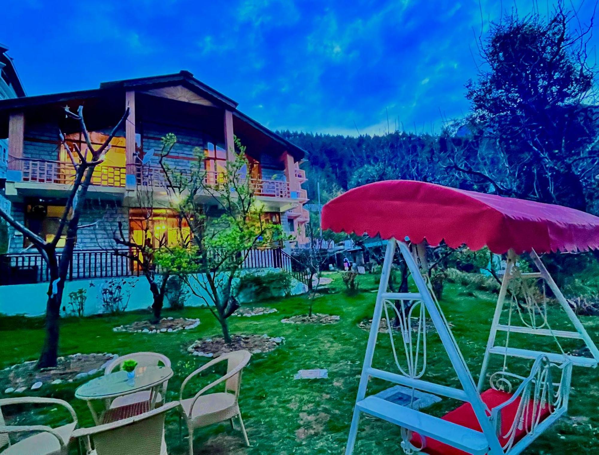 The Manu Emerald # Farmhouse # Top Selling Cottage In Manali # Peaceful Heritage Cozy Stay # Lawn With Bonfire # Most Awarded エクステリア 写真