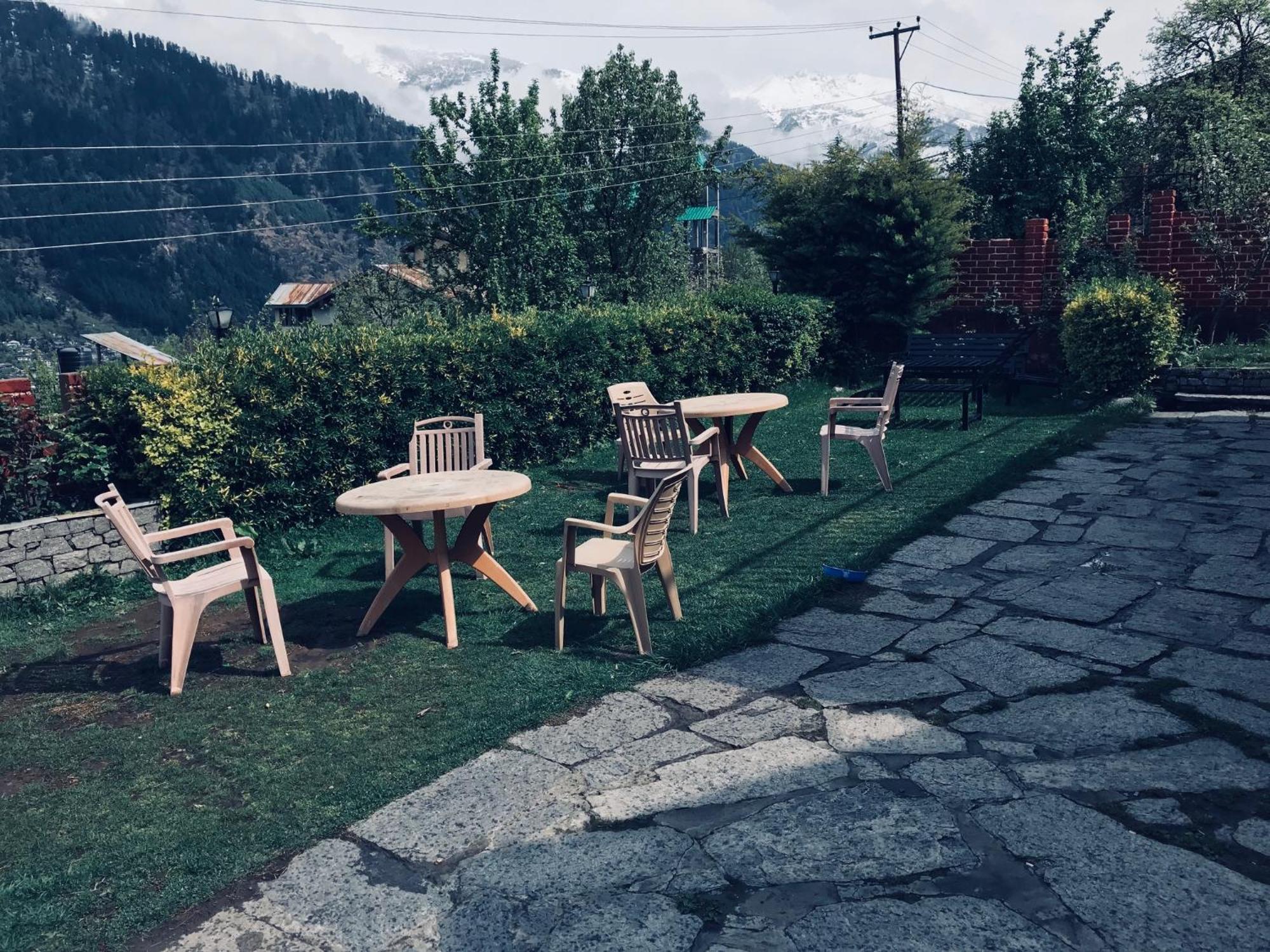 The Manu Emerald # Farmhouse # Top Selling Cottage In Manali # Peaceful Heritage Cozy Stay # Lawn With Bonfire # Most Awarded エクステリア 写真